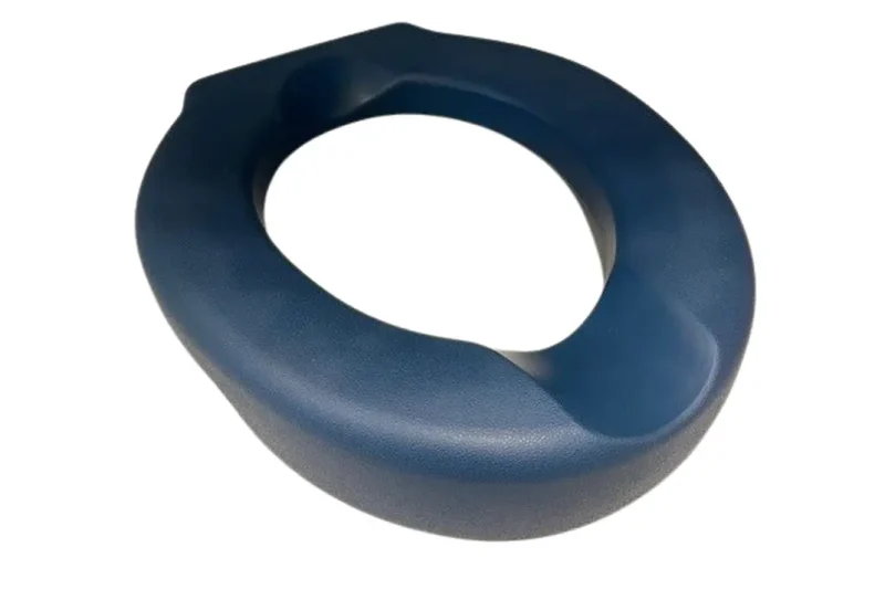 Nastavek za toaletno školjko mehki z vdolbinami